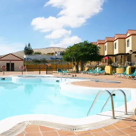 Apartment Book Jet - Premium Pool View & Wifi